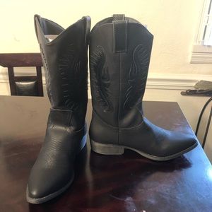 NEW Black Wamblee cowboy boots